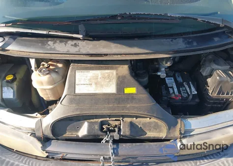 1993 Toyota Previa Le from USA, damaged, VIN JT3AC12R6P1063822